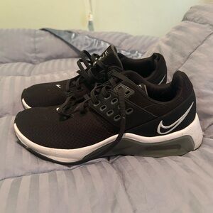 Nike air max 8.5 women’s